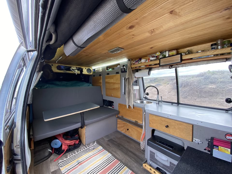 Atom Van camping